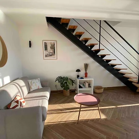 Daire Wonderful Sea View On The Port Balcony S-o Nice